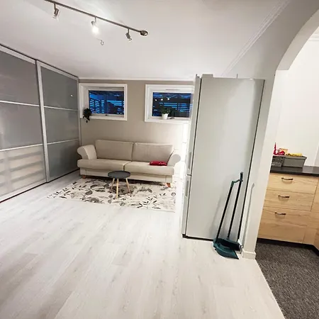 Lägenhet Modern Basement 1bhk Private Entry Stavanger