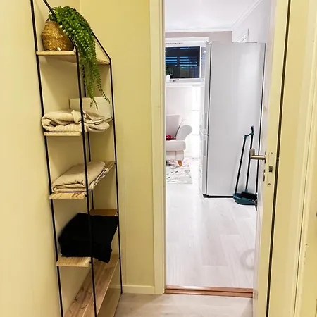 Modern Basement 1bhk Private Entry