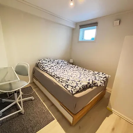 Modern Basement 1bhk Private Entry